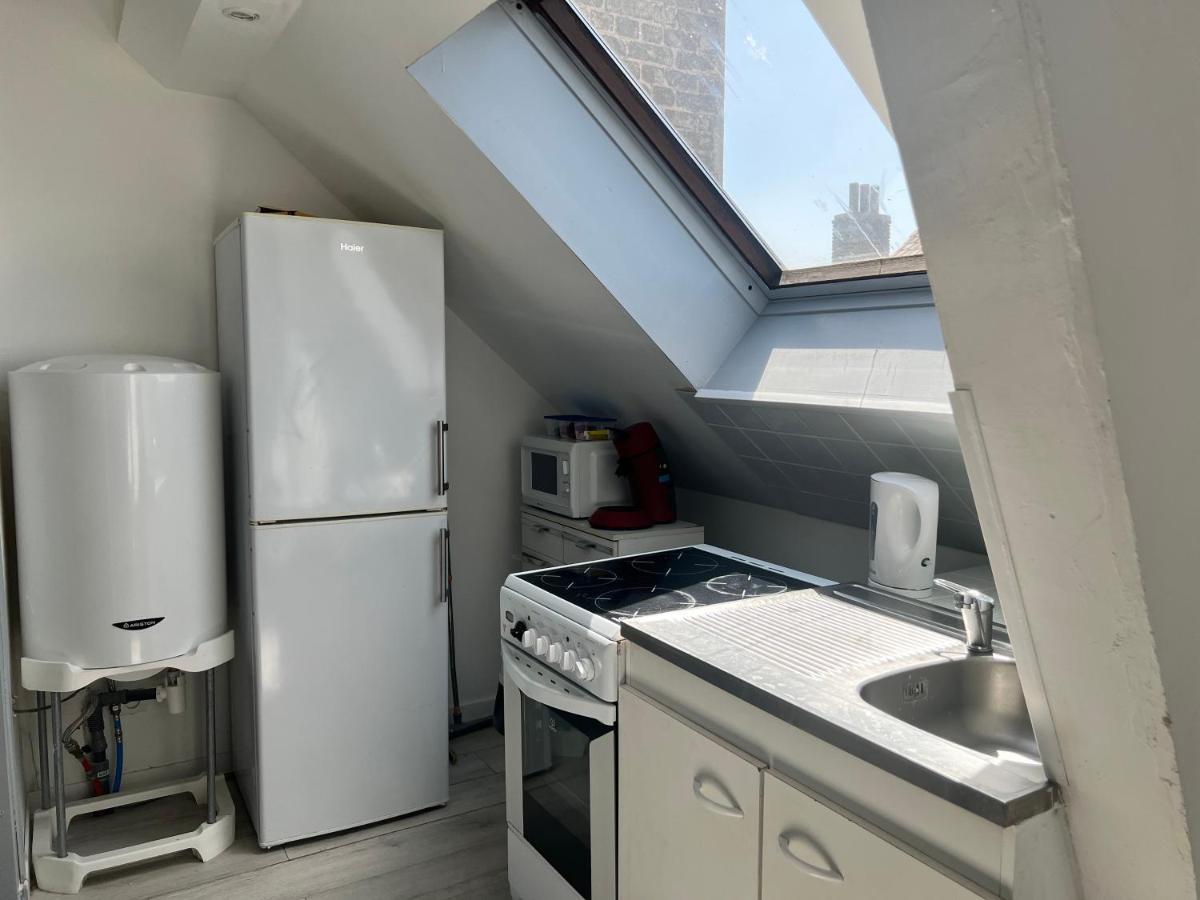Appartement Prive Calais Buitenkant foto